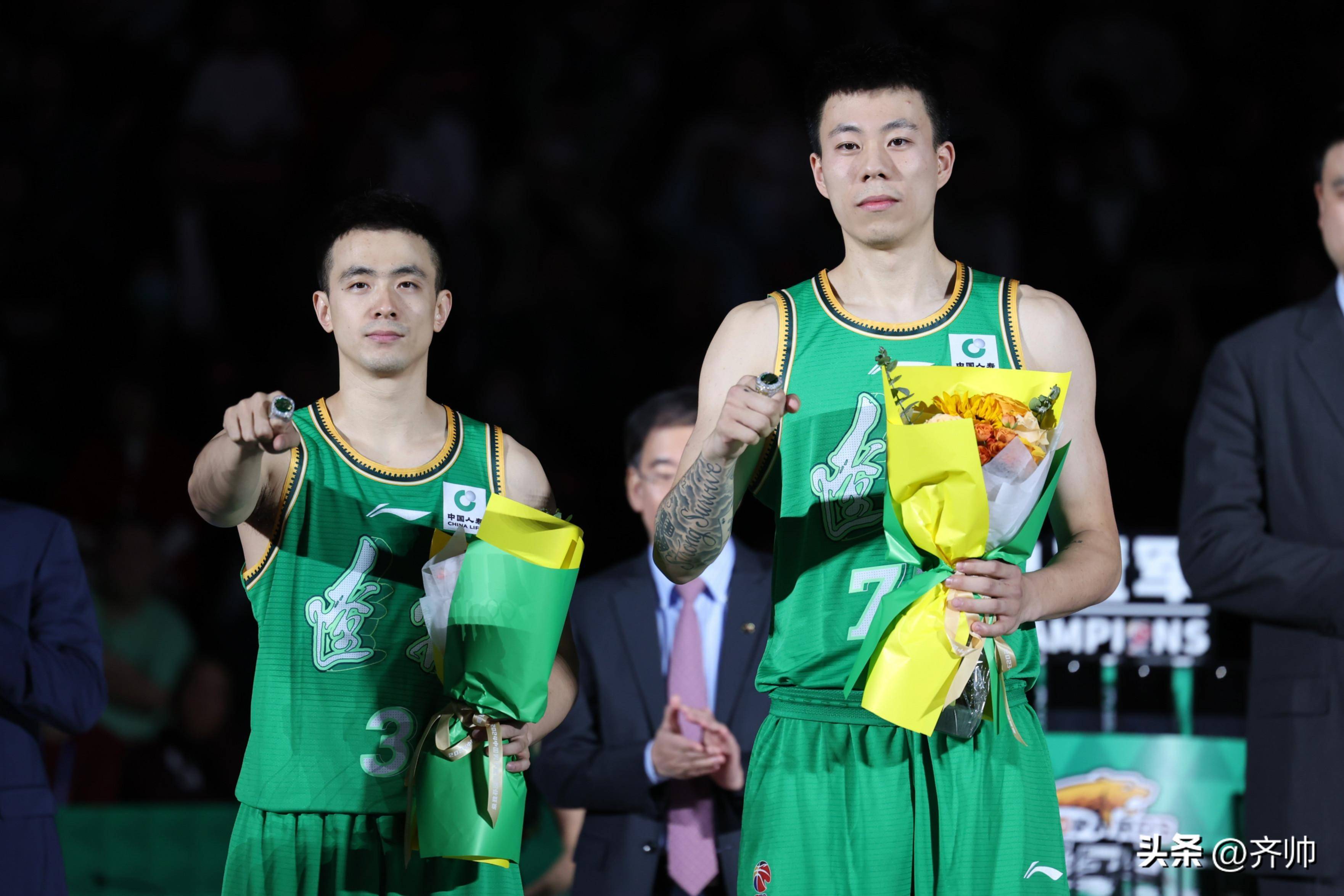 包含广州队翻盘独行侠,张镇麟统治全场的词条 包含广州队翻盘独行侠,张镇麟统治全场的词条