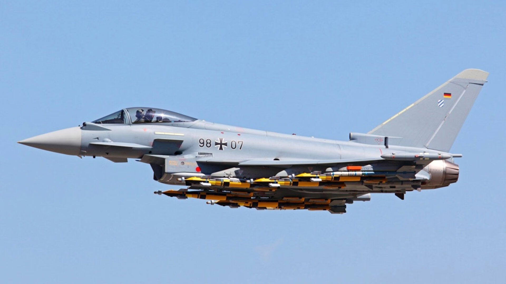 漆黑夜空唯一的星,2026世界杯之夜,英格拉姆于绝境中照亮英格兰