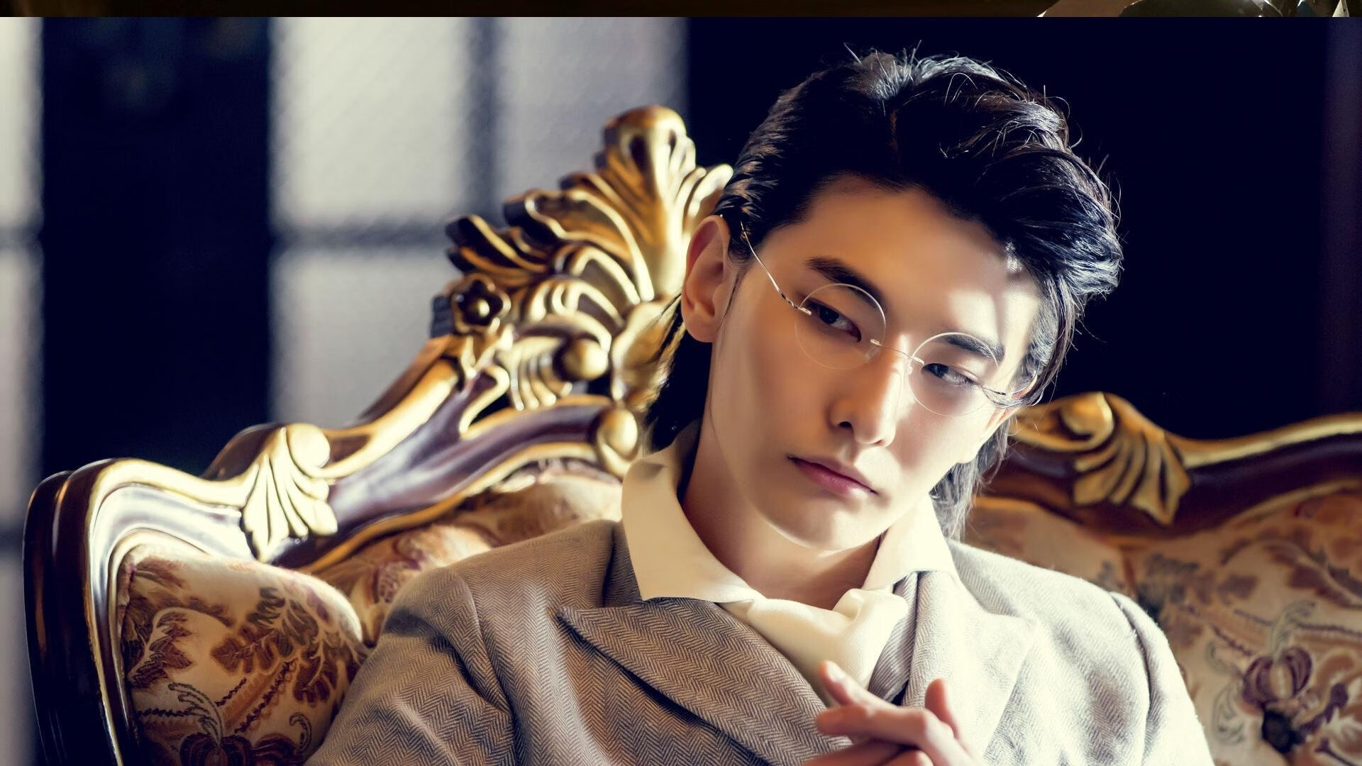 冰火两重天，字母哥的钢铁防线与热火的整体压制