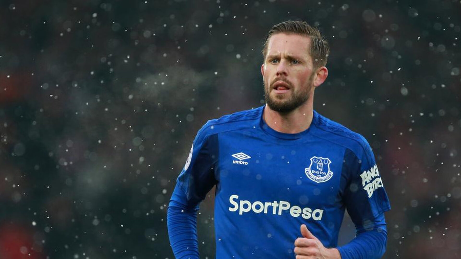 爱游戏大厅-窒息式压迫与一道逆流，凯塞多在美式战术铁幕下的独舞